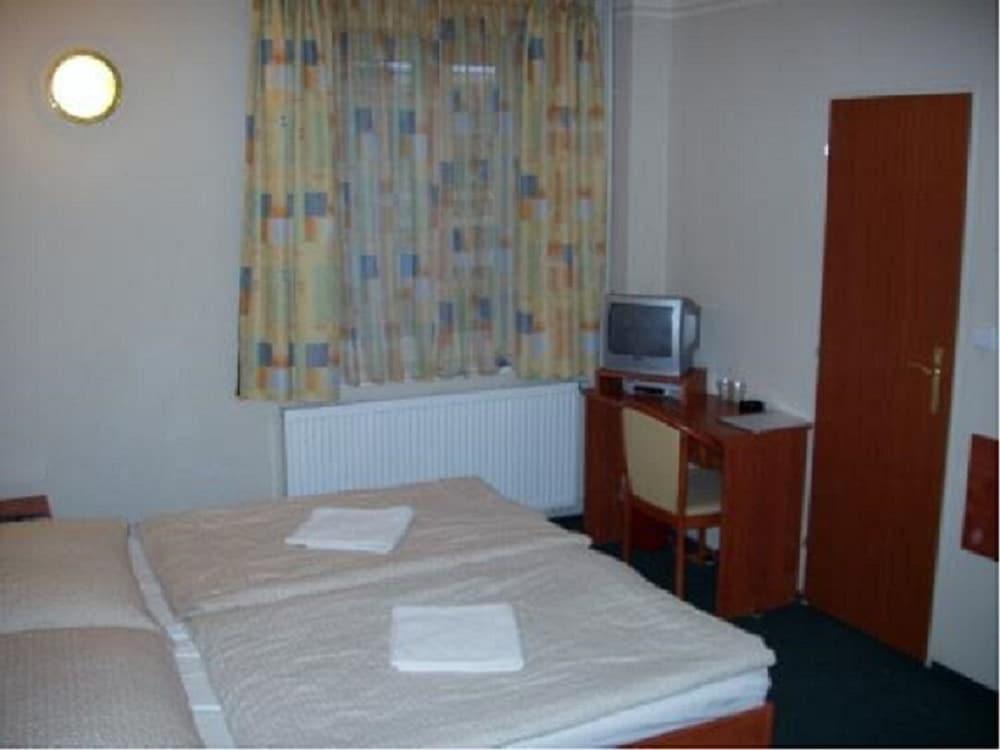Hotel U Hvezdy Prag Dış mekan fotoğraf